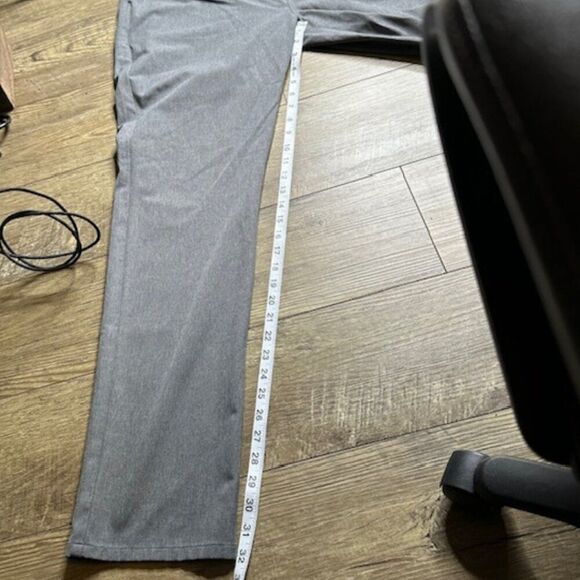 Travis Mathew OPEN TO CLOSE PANT in Size 36W x 32IS Color Heather Dark Gray - Picture 11 of 12